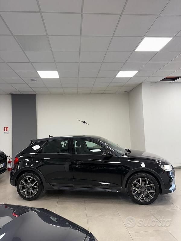 Usata Audi A1 Admired 115 CV (84 kW) 2020 Nero SUV