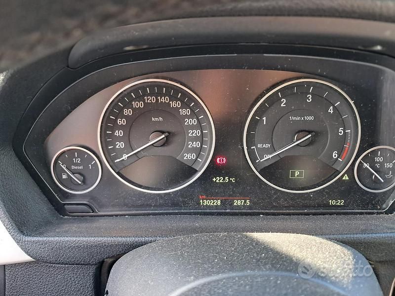 Usata BMW 318 Advantage 150 CV (110 kW) 2018 Nero Station wagon