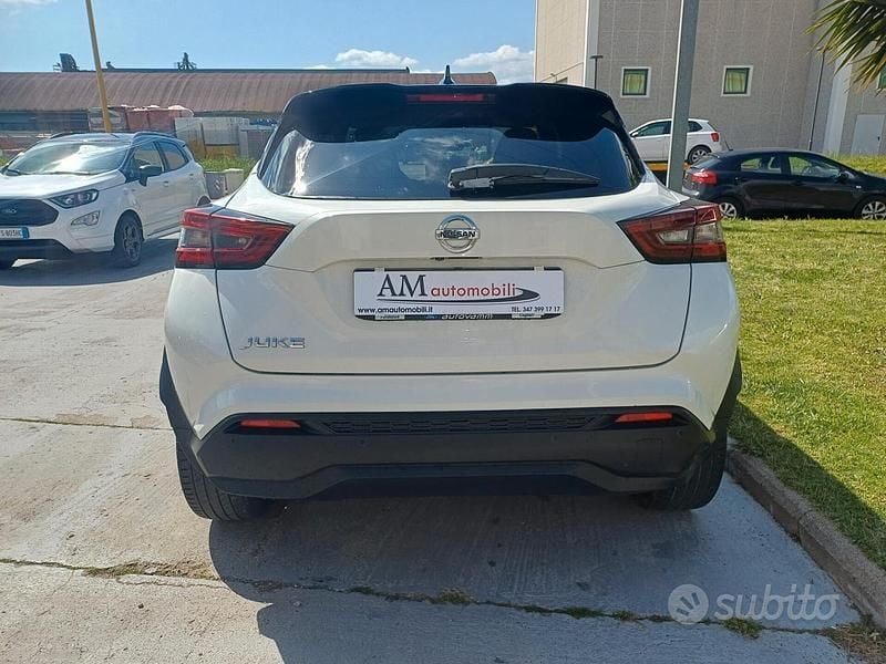 Usata Nissan Juke N-Connecta 117 CV (86 kW) 2020 Bianco SUV
