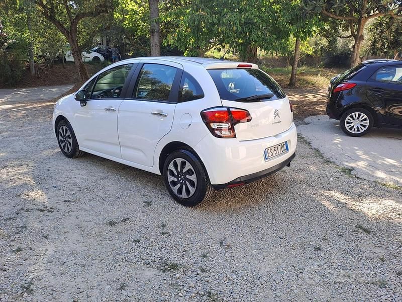 Usata Citroën C3 82 CV (60 kW) 2013 Bianco Utilitaria