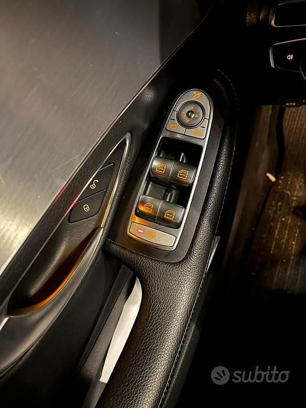 Usata Mercedes C200 Executive 136 CV (100 kW) 2016 Bianco Station wagon