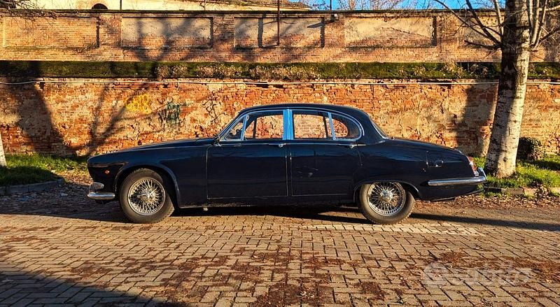 Usata Jaguar 420 1960 Blu Berlina