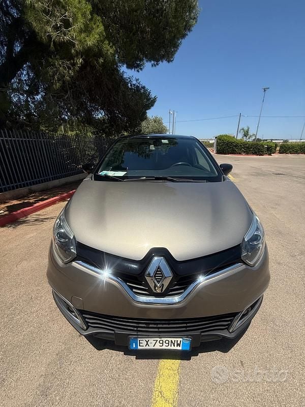 Usata Renault Captur 90 CV (66 kW) 2014 SUV
