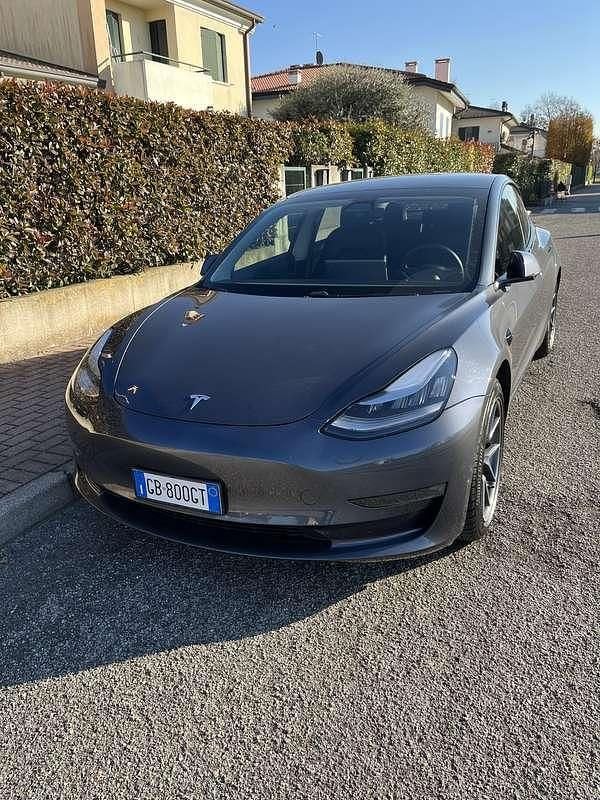 Usata Tesla Model 3 152 kW (208 CV) 2020 Grigio Berlina