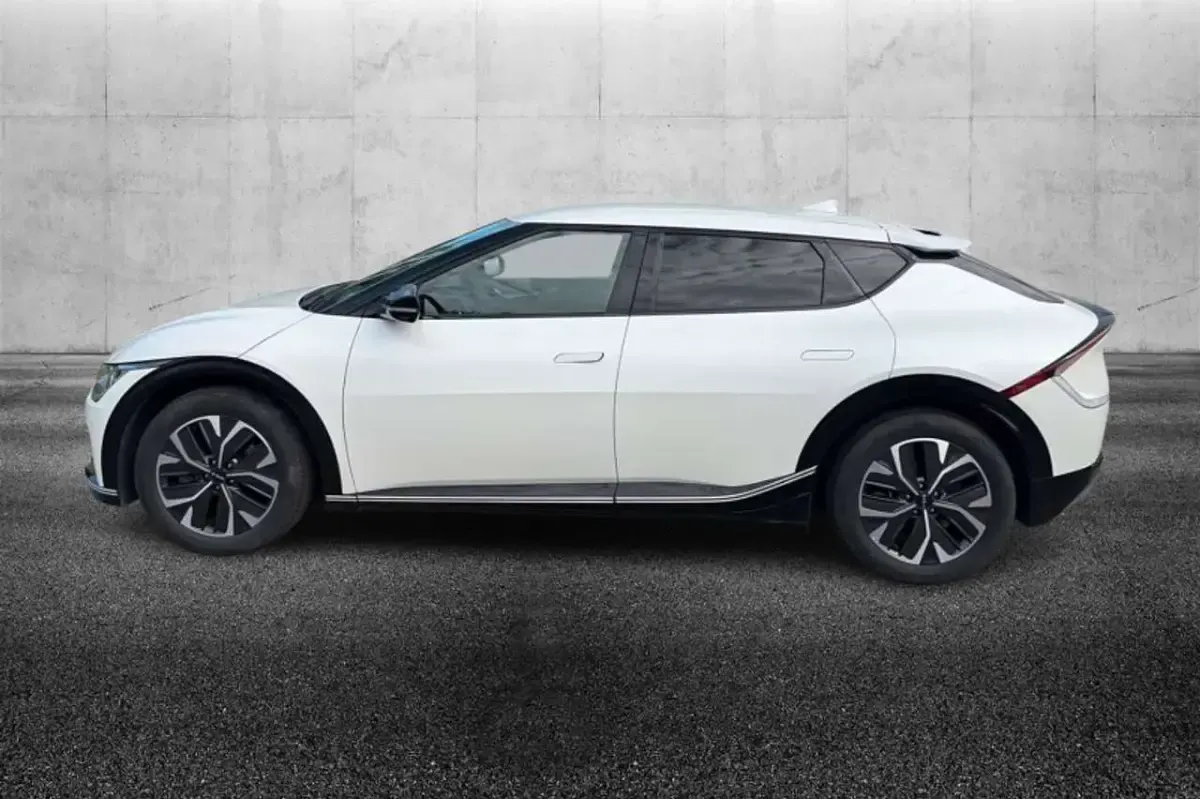 Usata Kia EV6 55 kW (76 CV) 2022 Bianco SUV