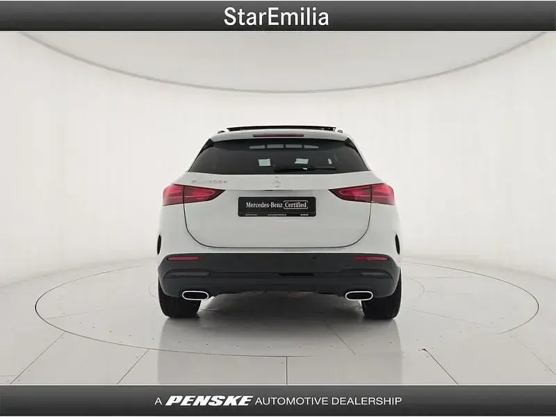 Usata Mercedes GLA200 AMG Line Premium 150 CV (110 kW) 2024 Bianco SUV