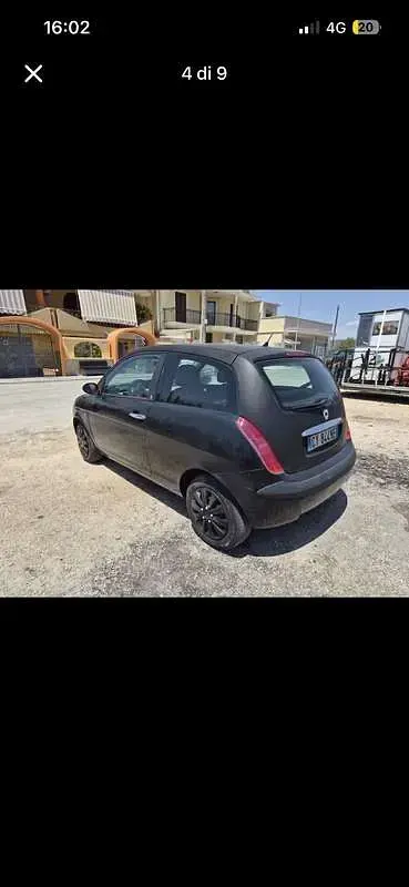 Usata Lancia Ypsilon 60 CV (44 kW) 2006 Utilitaria