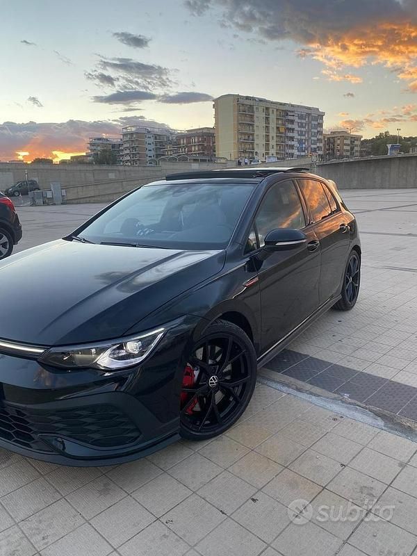 Usata VW Golf VIII CLUB 2024 Nero Berlina