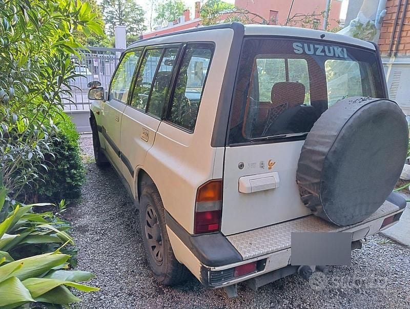 Usata Suzuki Vitara 1996 Bianco Station wagon