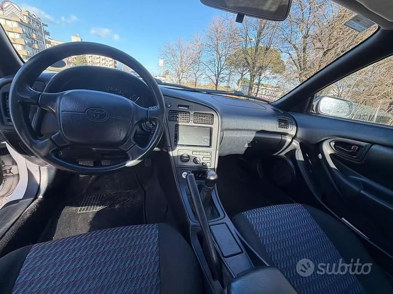 Usata Toyota Celica T2 116 CV (85 kW) 1998 Bianco Coupé