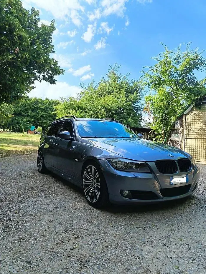 Usata BMW 320 Efficient Dynamics 177 CV (130 kW) 2008 Grigio Station wagon