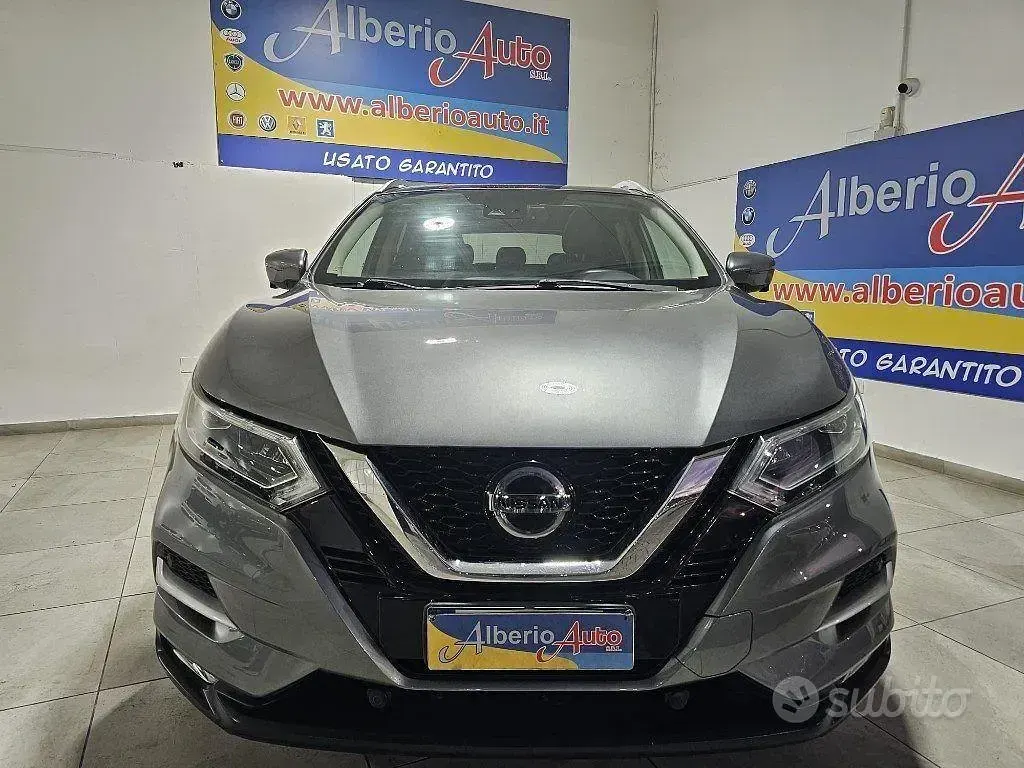 Usata Nissan Qashqai N-Connecta 150 CV (110 kW) 2019 Grigio SUV