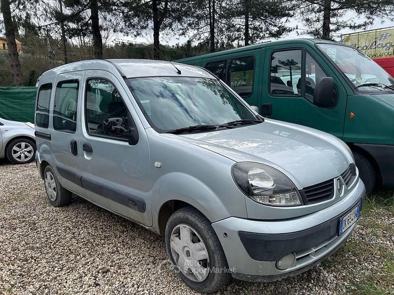 Usata Renault Kangoo 75 CV (55 kW) 2007 Gray Monovolume