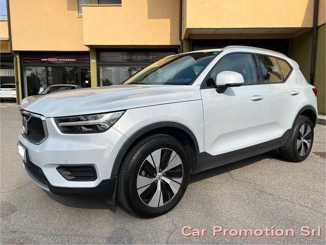 Usata Volvo XC40 Business Edition 150 CV (110 kW) 2020 Bianco SUV