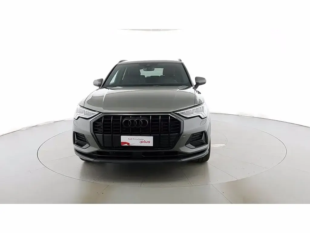 Usata Audi Q3 Advanced 150 CV (110 kW) 2022 Grigio chronos metalizzato SUV