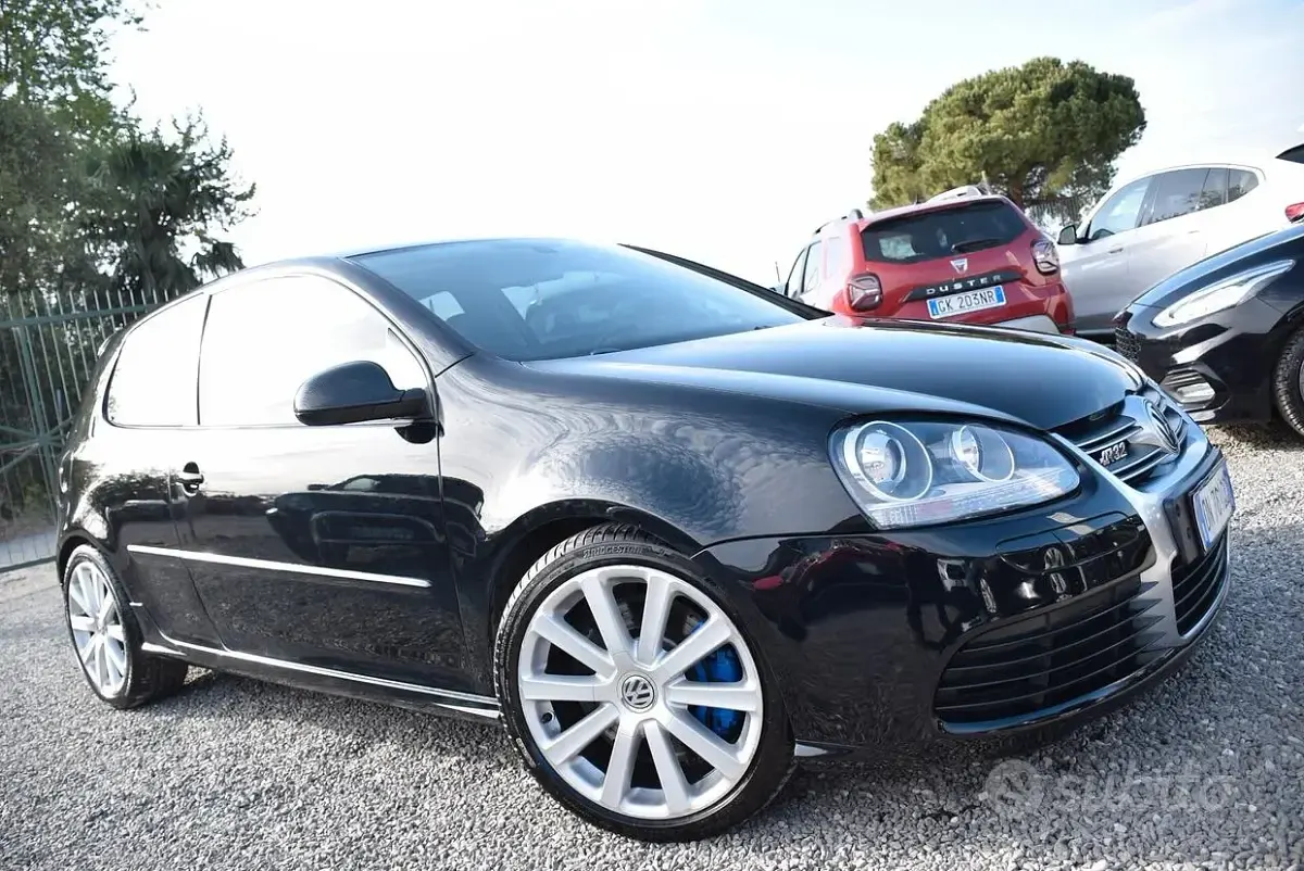 Usata VW Golf VI R 250 CV (183 kW) 2008 Nero Utilitaria