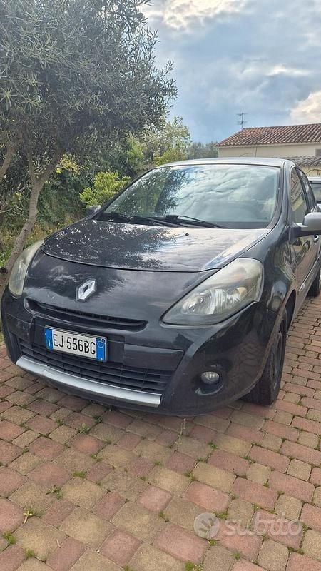 Usata Renault Clio II 2011 Nero Berlina