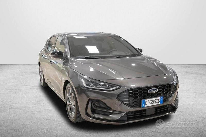 Usata Ford Focus ST-Line 116 CV (85 kW) 2024 Grigio Berlina