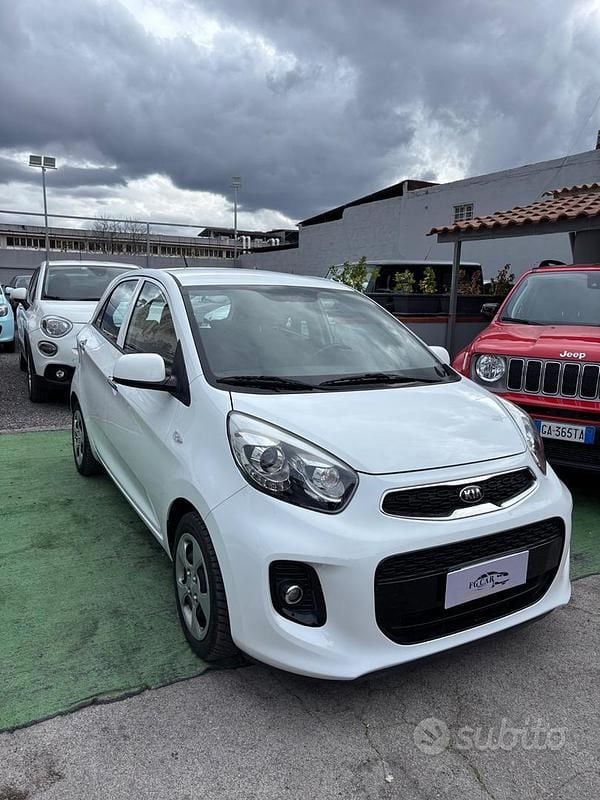 Gebraucht Kia Picanto 67 PS (49 kW) 2015 Weiß Kleinwagen