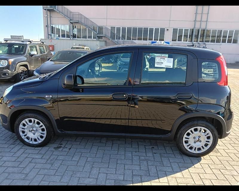 Nuova Fiat Panda 70 CV (51 kW) 2025 Nero