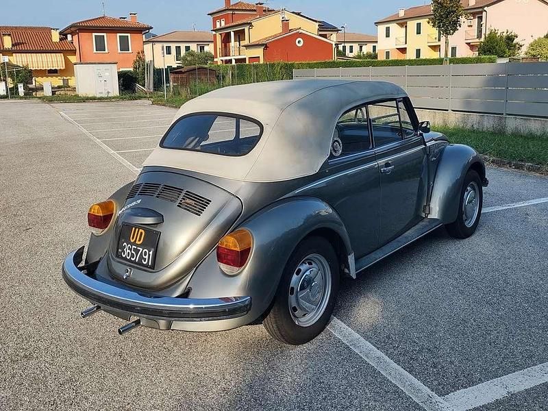 Begagnad VW Käfer 50 HK (36 kW) 1977 Grå Cab