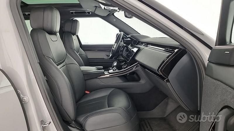 Usata Land Rover Range Rover Sport SE Dynamic 249 CV (183 kW) 2023 Grigio SUV