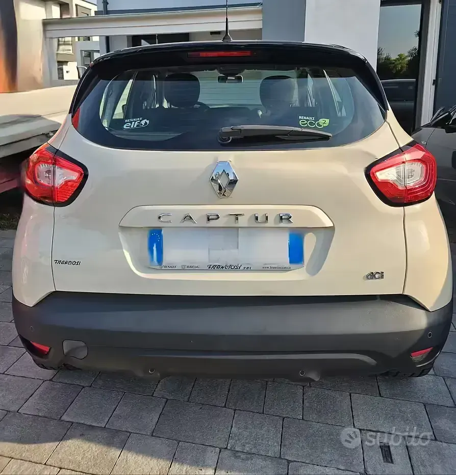 Usata Renault Captur 90 CV (66 kW) 2015 SUV