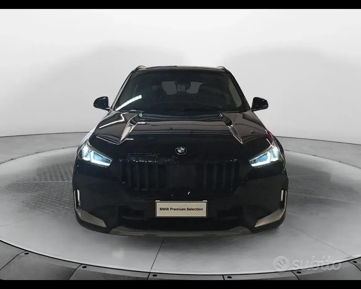 Begagnad BMW X1 Performance 150 HK (110 kW) 2024 Svart SUV
