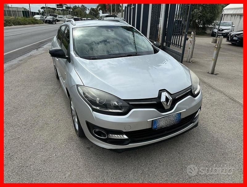 Usata Renault Mégane 110 CV (80 kW) 2015 Grigio Station wagon