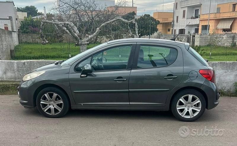 Usata Peugeot 207 109 CV (80 kW) 2008 Grigio Berlina