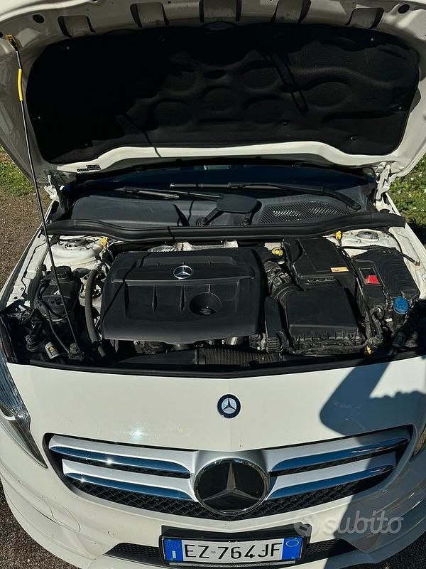 Usata Mercedes A180 Premium 2015 Bianco Berlina
