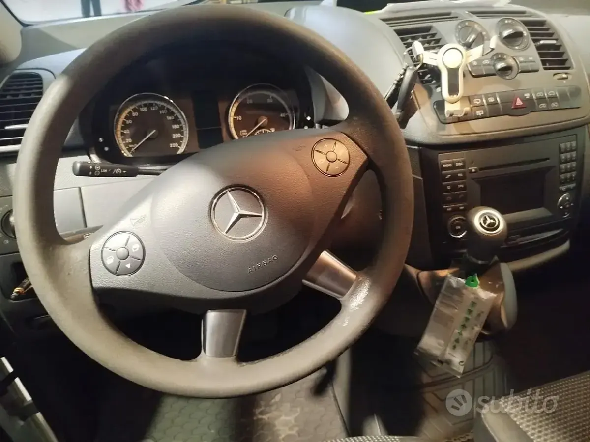 Usata Mercedes Vito 136 CV (100 kW) 2011 Furgone