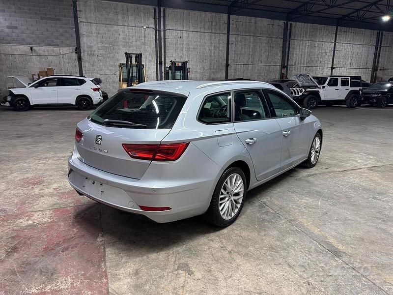 Usata Seat Leon ST Business 116 CV (85 kW) 2019 Grigio Station wagon