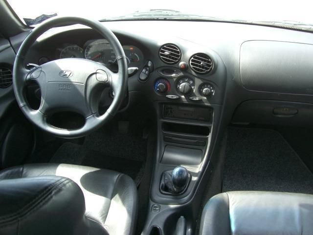 Tiburon hyundai салон