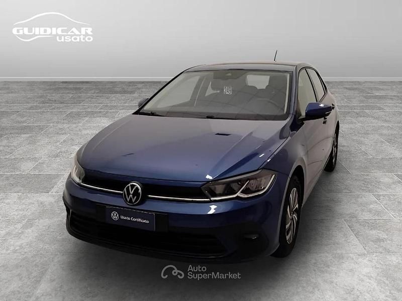 Usata VW Polo Life 95 CV (69 kW) 2023 Blu Utilitaria