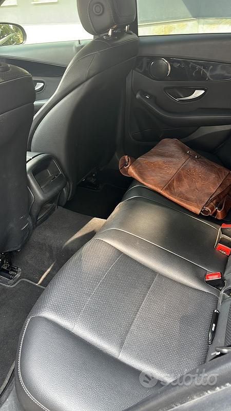 Usata Mercedes C180 129 CV (94 kW) 2016 Nero Station wagon