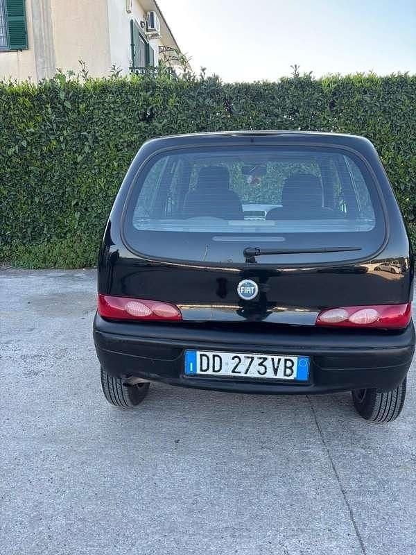 Usata Fiat 600 54 CV (39 kW) 2006 Utilitaria