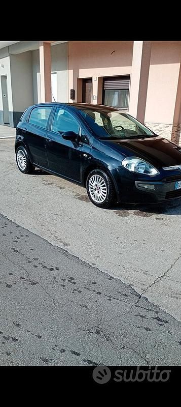 Usata Fiat Grande Punto 2011 Nero Utilitaria