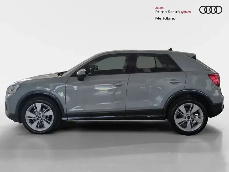 Usata Audi Q2 Advanced Plus 116 CV (85 kW) 2025 Grigio freccia perla SUV