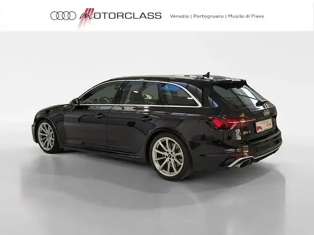 Usata Audi RS4 Ambiente 450 CV (330 kW) 2021 Nero Station wagon