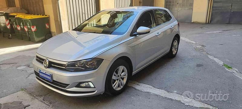Usata VW Polo Comfortline 80 CV (58 kW) 2019 Grigio metallizzato Utilitaria