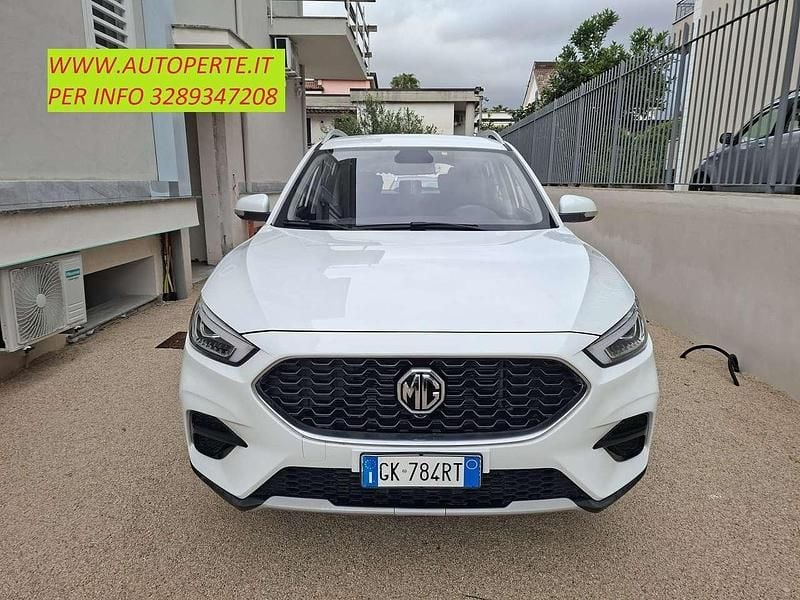 Usata MG ZS Comfort 111 CV (81 kW) 2022 Bianco SUV