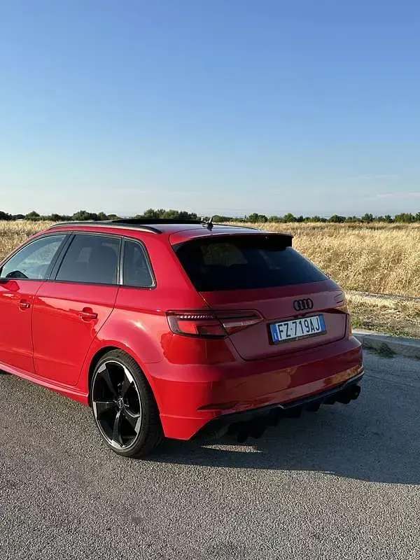 Usata Audi A3 S-Line 150 CV (110 kW) 2019 Rosso Berlina