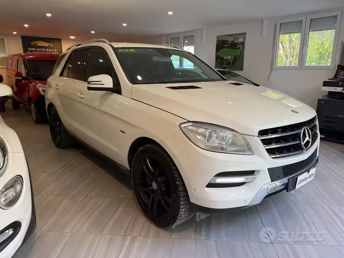 Usata Mercedes ML350 258 CV (189 kW) 2012 Bianco SUV