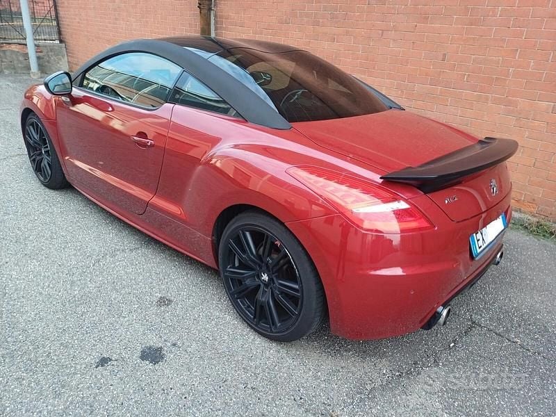 Usata Peugeot RCZ R 271 CV (199 kW) 2014 Rosso Coupé