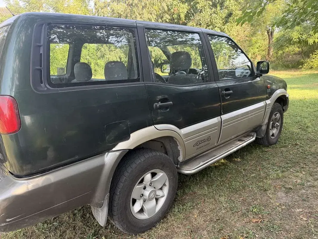 Usata Nissan Terrano SE 125 CV (91 kW) 1997 SUV