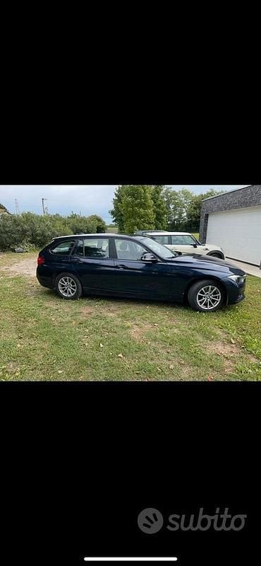 Usata BMW 318 Efficient Dynamics 150 CV (110 kW) 2015 Blu Station wagon