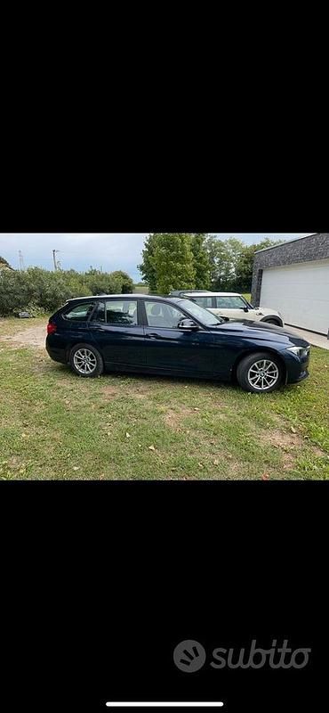 Usata BMW 318 Efficient Dynamics 2015 Blu Station wagon