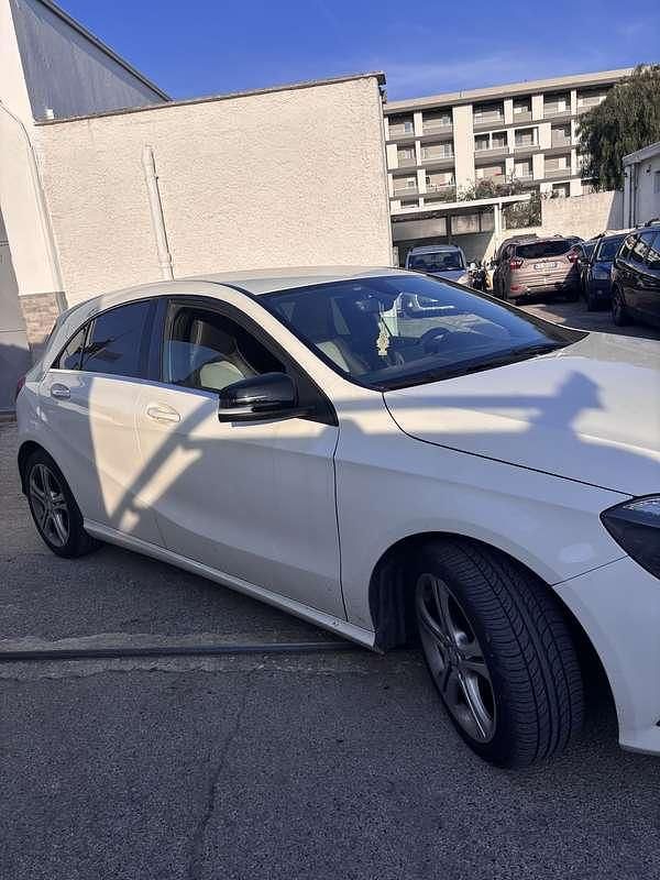 Usata Mercedes A180 Executive 109 CV (80 kW) 2015 Berlina