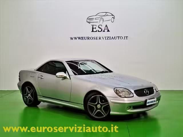 Usata Mercedes SLK230 197 CV (144 kW) 2000 Argento Cabrio